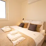 For - Homes D-lux