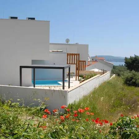 Villa For - Homes