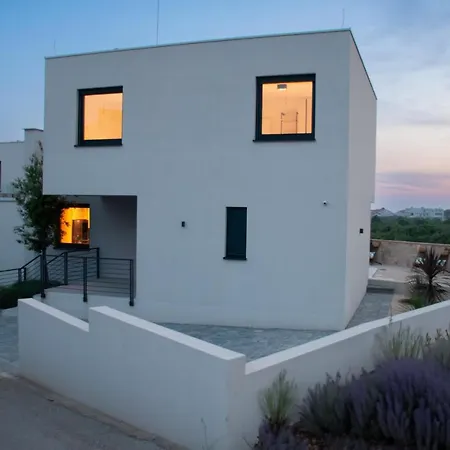 Villa For - Homes