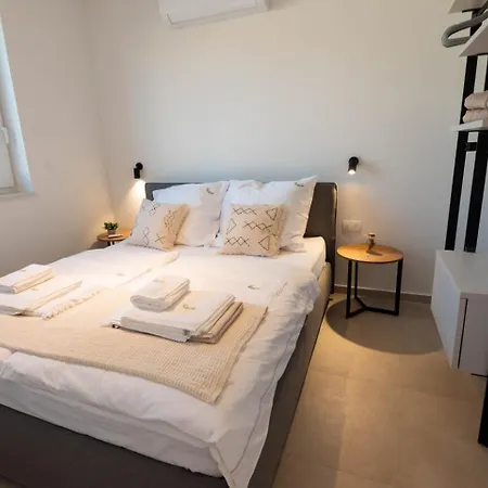 Villa For - Homes D-lux