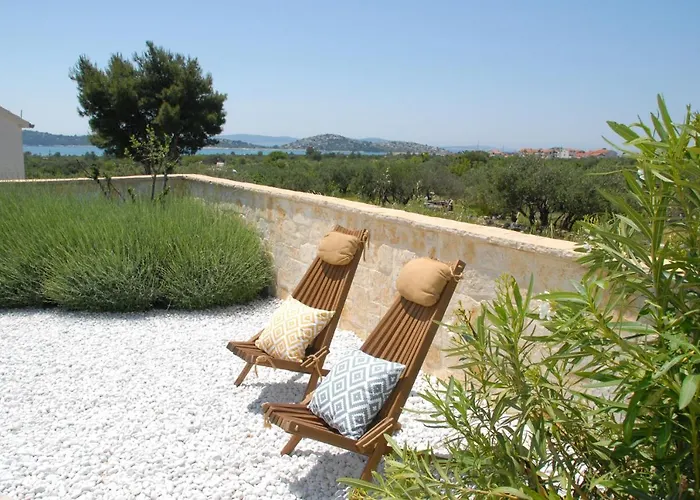 For - Homes D-lux Willa Vodice