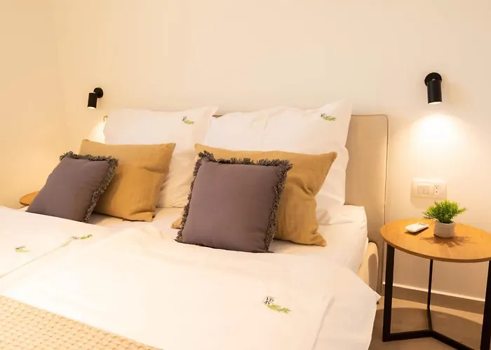 For - Homes D-lux * Vodice