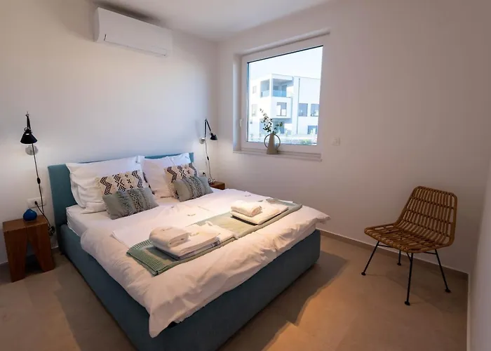 For - Homes D-lux Willa Vodice